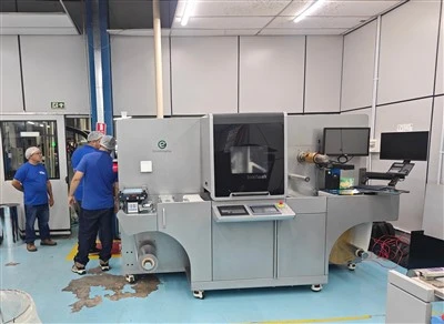 Impresora UV de etiquetas en rollo Digital de 1200 ppp